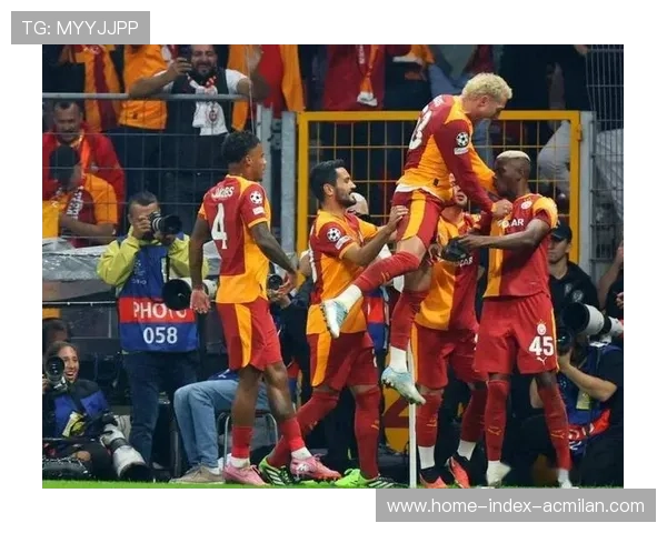 曼城与利物浦激烈对决:两队进攻与防守的巅峰较量 曼城与利物浦激烈对决:两队进攻与防守的巅峰较量