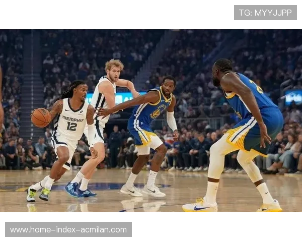 勇士之光:队友闪耀,KD低迷亦能碾压灰熊! 勇士之光:队友闪耀,KD低迷亦能碾压灰熊!