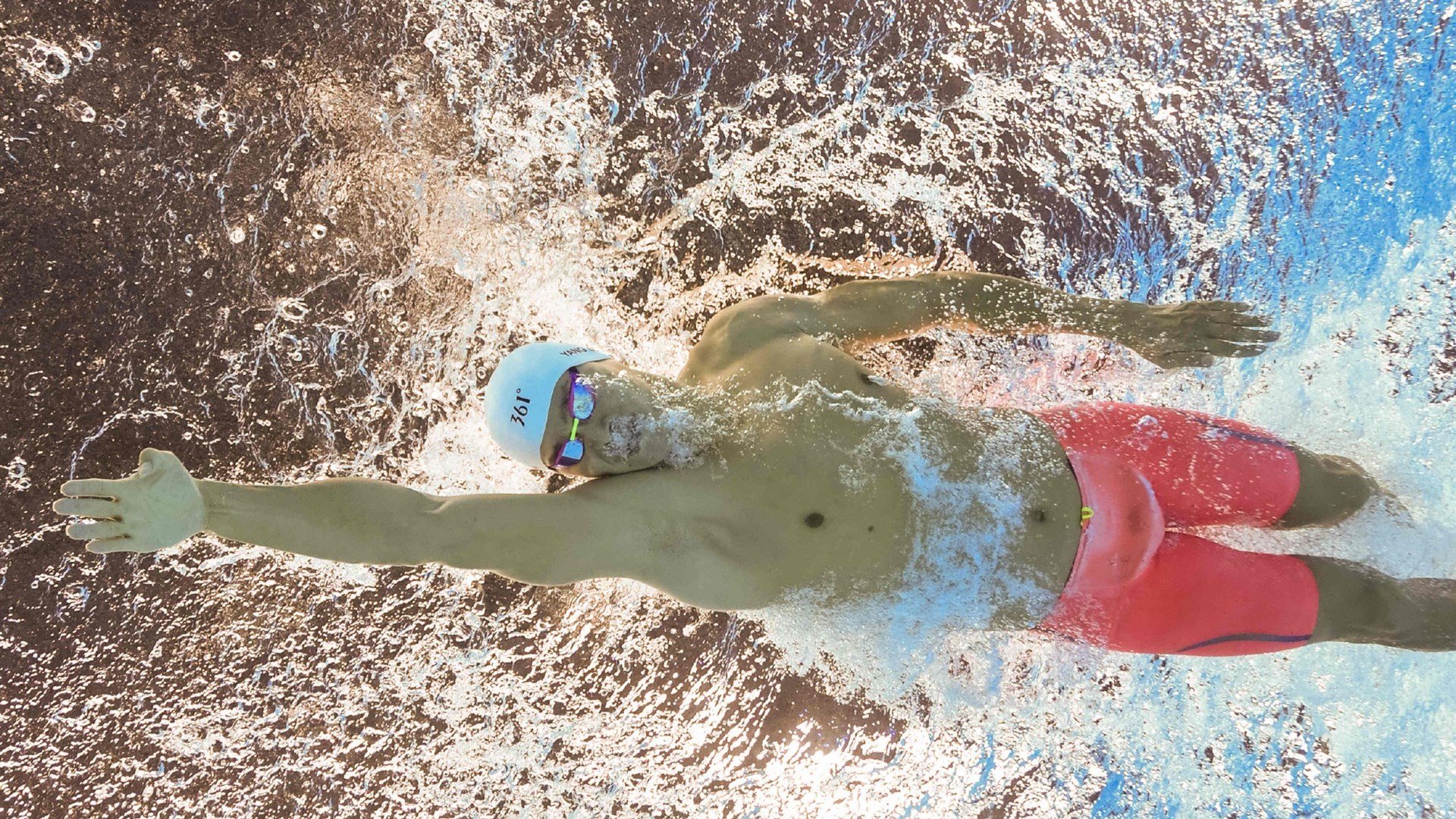 “电动冲浪:马鞍山赛场带来前所未有的水上竞速体验”