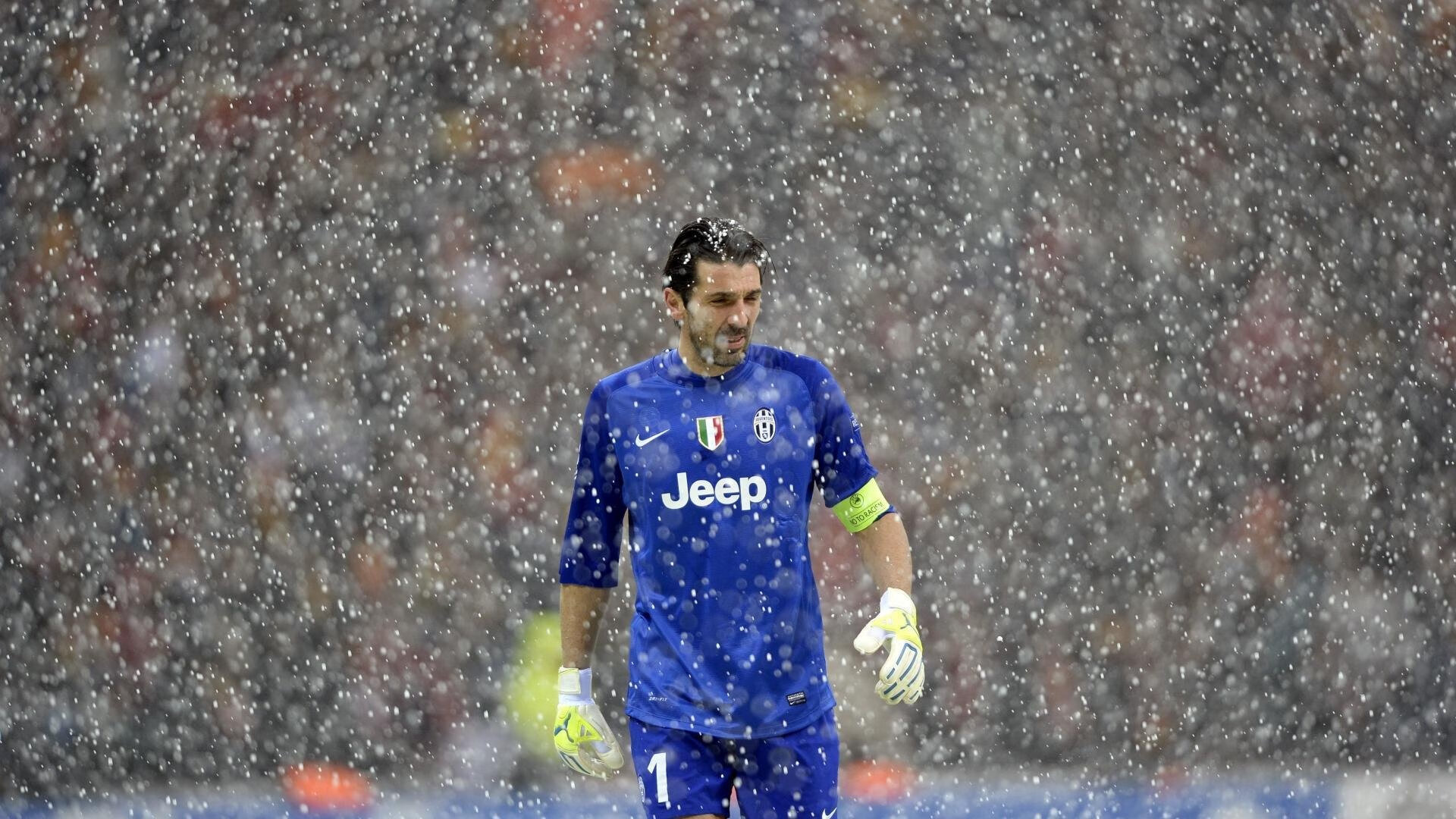 “拜仁天才Aznu训练态度不佳,被清洗至英超”